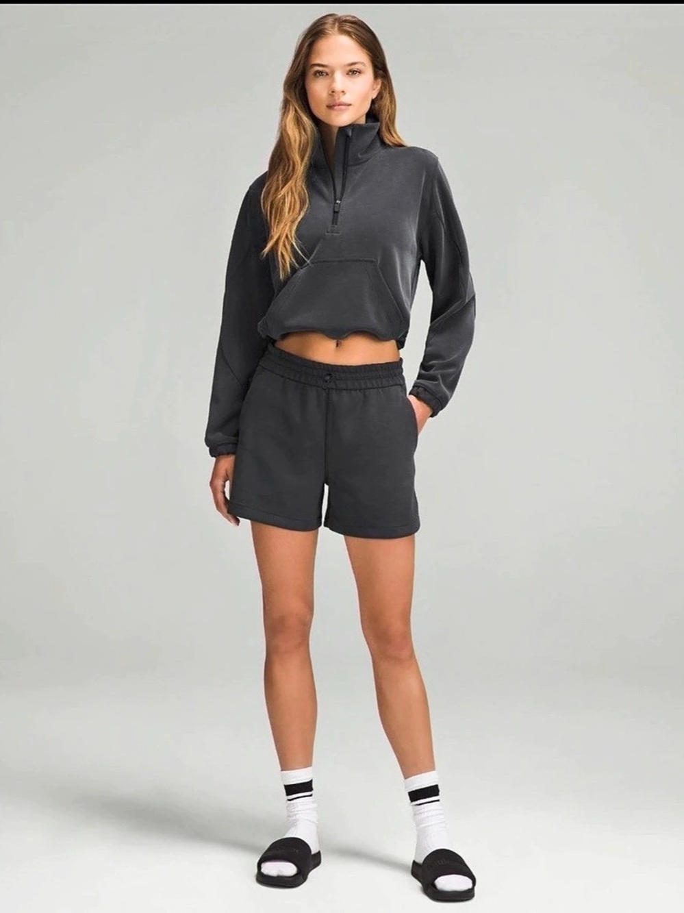 Lululemon Softstreme High-Rise Short 4" Black Athletic Shorts Size 12 Like New